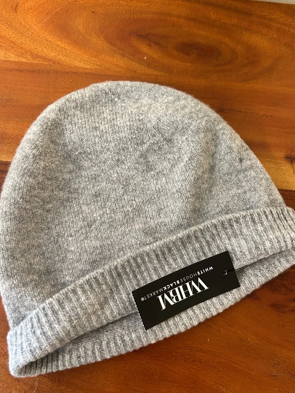 Set of White House Black Market Hat & Scarf